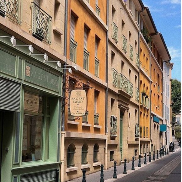 Pit stop in Paris 🥐 - Picture 1 of 1